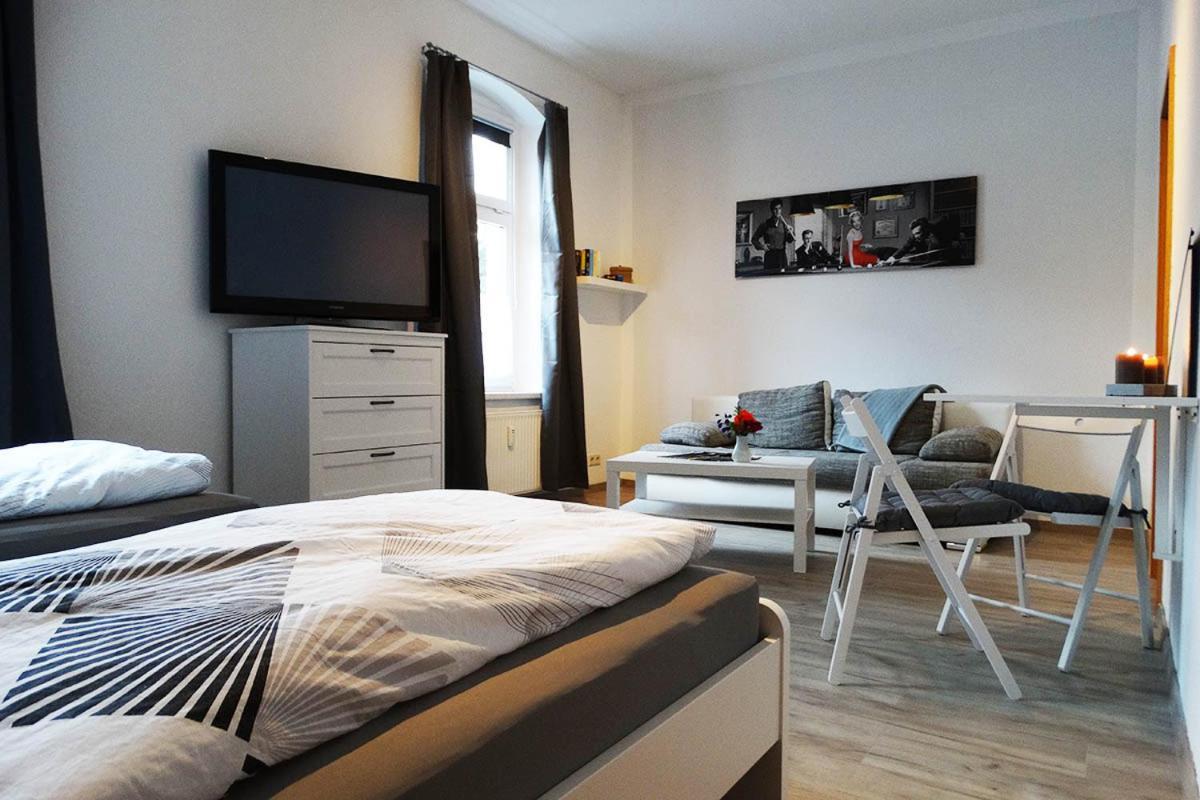 Ferienwohnung In ซวิคเคา ภายนอก รูปภาพ